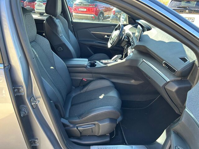PEUGEOT 5008 GT LINE 1.2 E-THP AUTO SPANISH LHD IN SPAIN 96K 7 SEATS SUPER 2019
